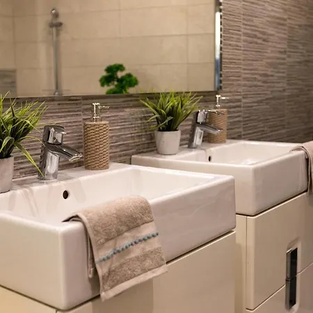 Kossuth Loft Apartment- Best Location In Downtown Apartment Veszprem