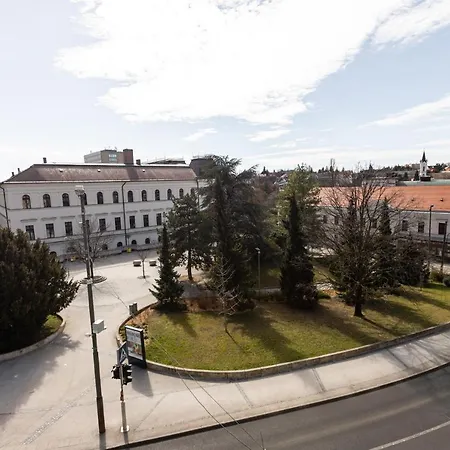 Kossuth Loft Apartment- Best Location In Downtown * Veszprem